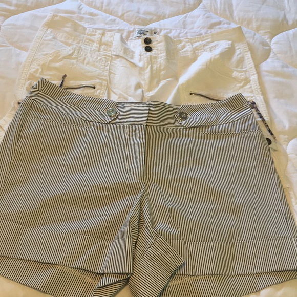 AEO & WH/BM shorts SZ. 8 - Picture 1 of 9